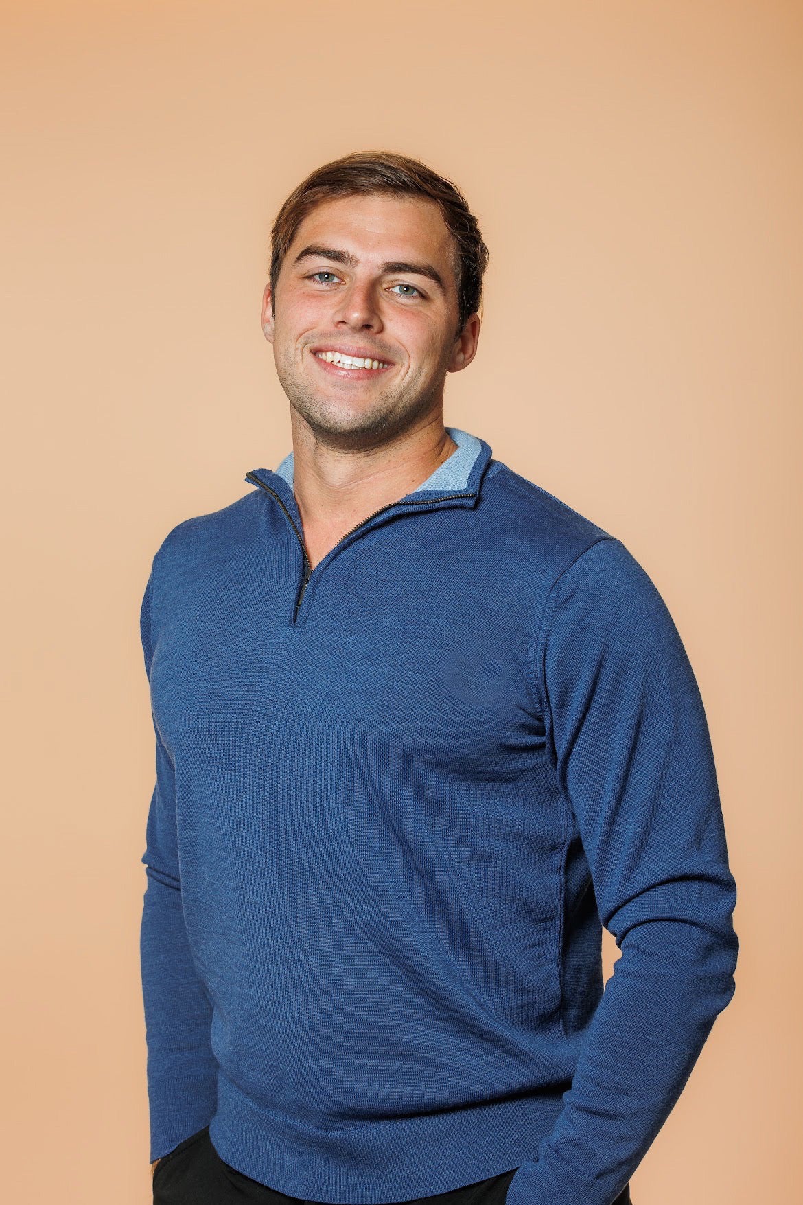 ESSENZA ZIP SWEATER - DARK BLUE